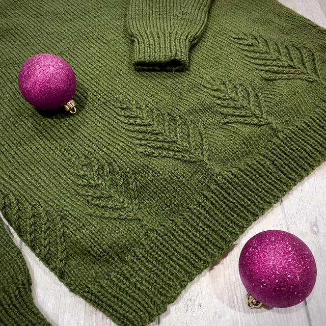 SWEATER SLEEVE CHRISTMAS TREES Mad in Crafts